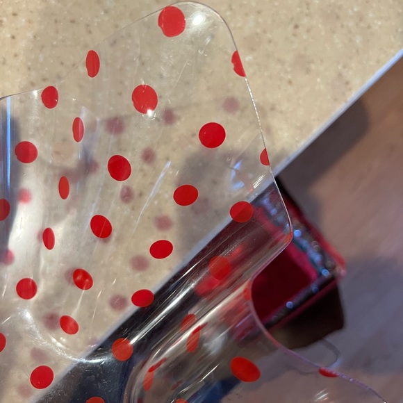 🔴Set of 2, medium size red & clear polka dot ruffle bowls, lightly used🔴 - Picture 4 of 8
